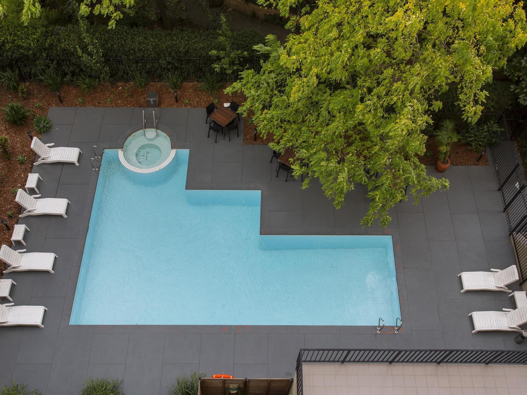 Aparthotel Mantra On Jolimont Melbourne City Exterior foto